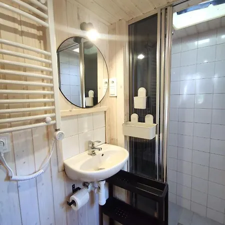 Lesny Domek W Stylu Scandi Z Jacuzzi Nad Jeziorem Kaszuby Grzybowo  Exterior foto