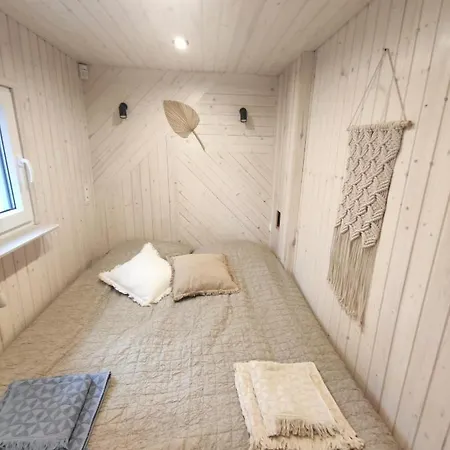 Lesny Domek W Stylu Scandi Z Jacuzzi Nad Jeziorem Kaszuby Grzybowo  Exterior foto