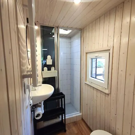 Lesny Domek W Stylu Scandi Z Jacuzzi Nad Jeziorem Kaszuby Grzybowo  Exterior foto