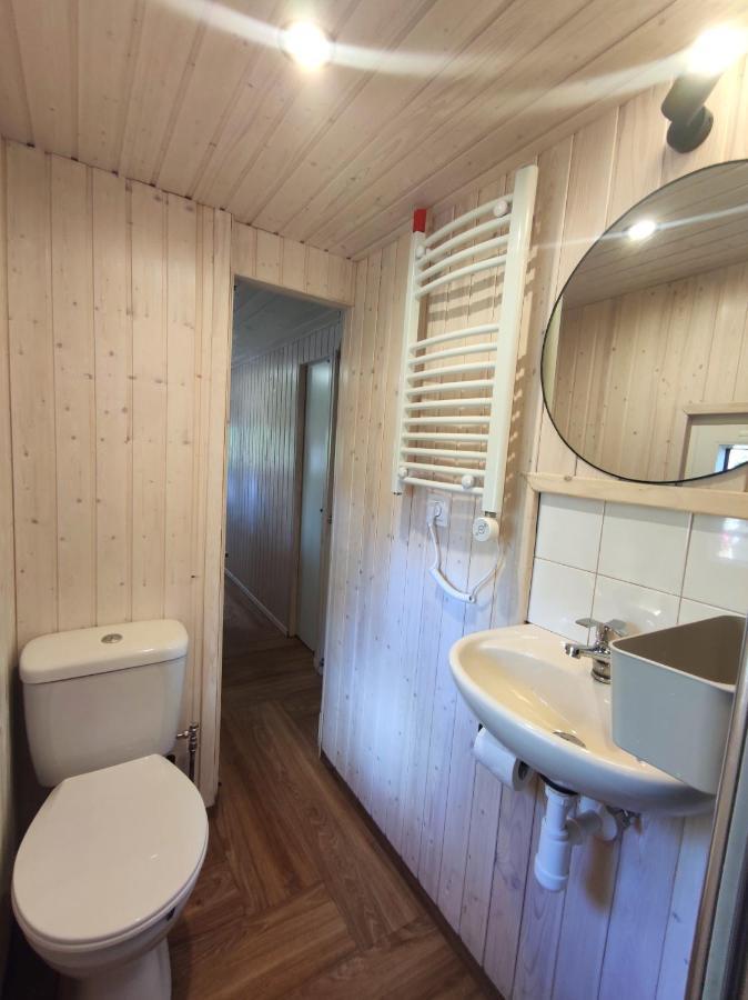 Lesny W Stylu Scandi Z Jacuzzi Nad Jeziorem Kaszuby Будинок відпочинку Grzybowo (Pomerania)