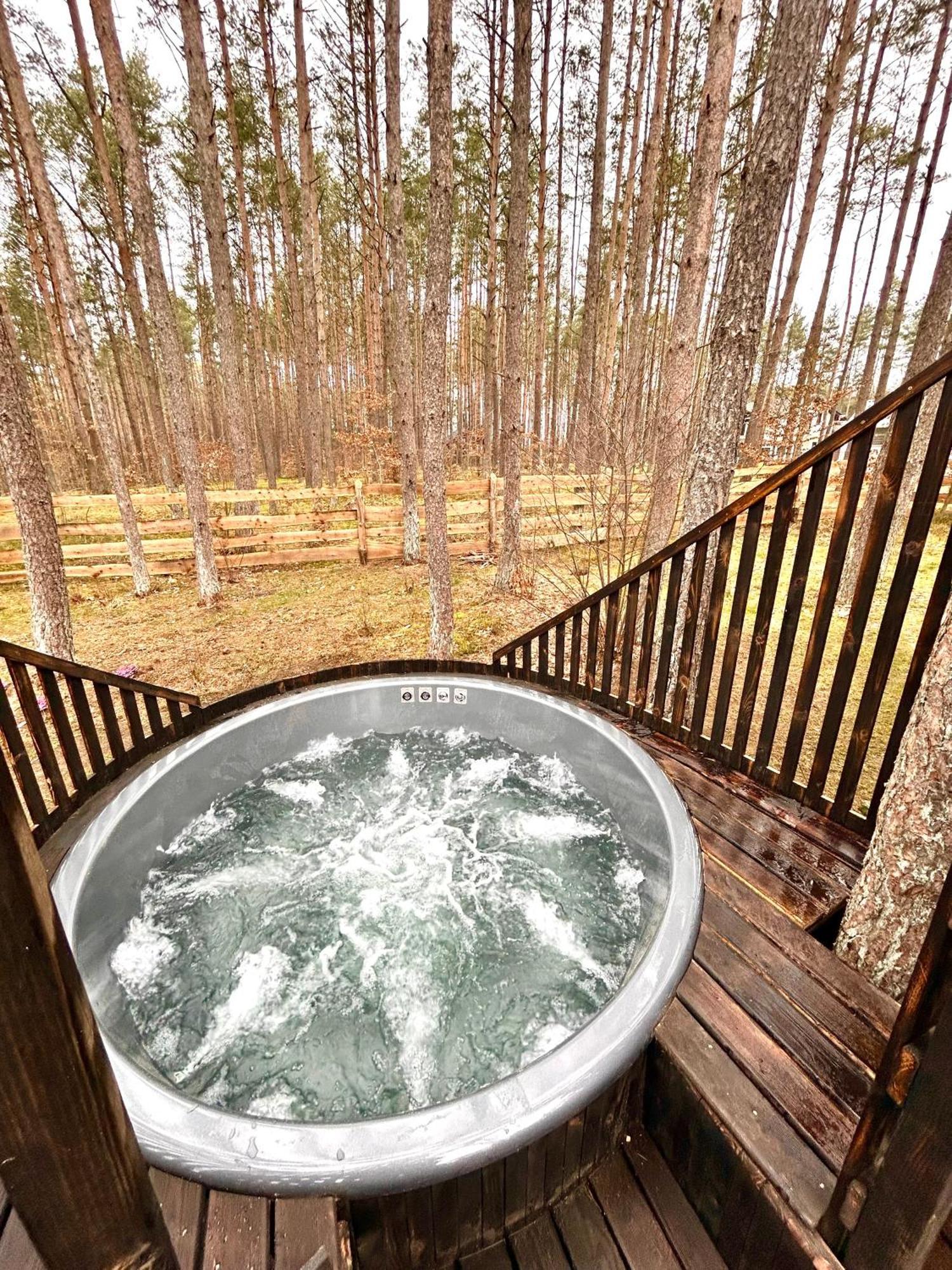 Lesny W Stylu Scandi Z Jacuzzi Nad Jeziorem Kaszuby Holiday home *
