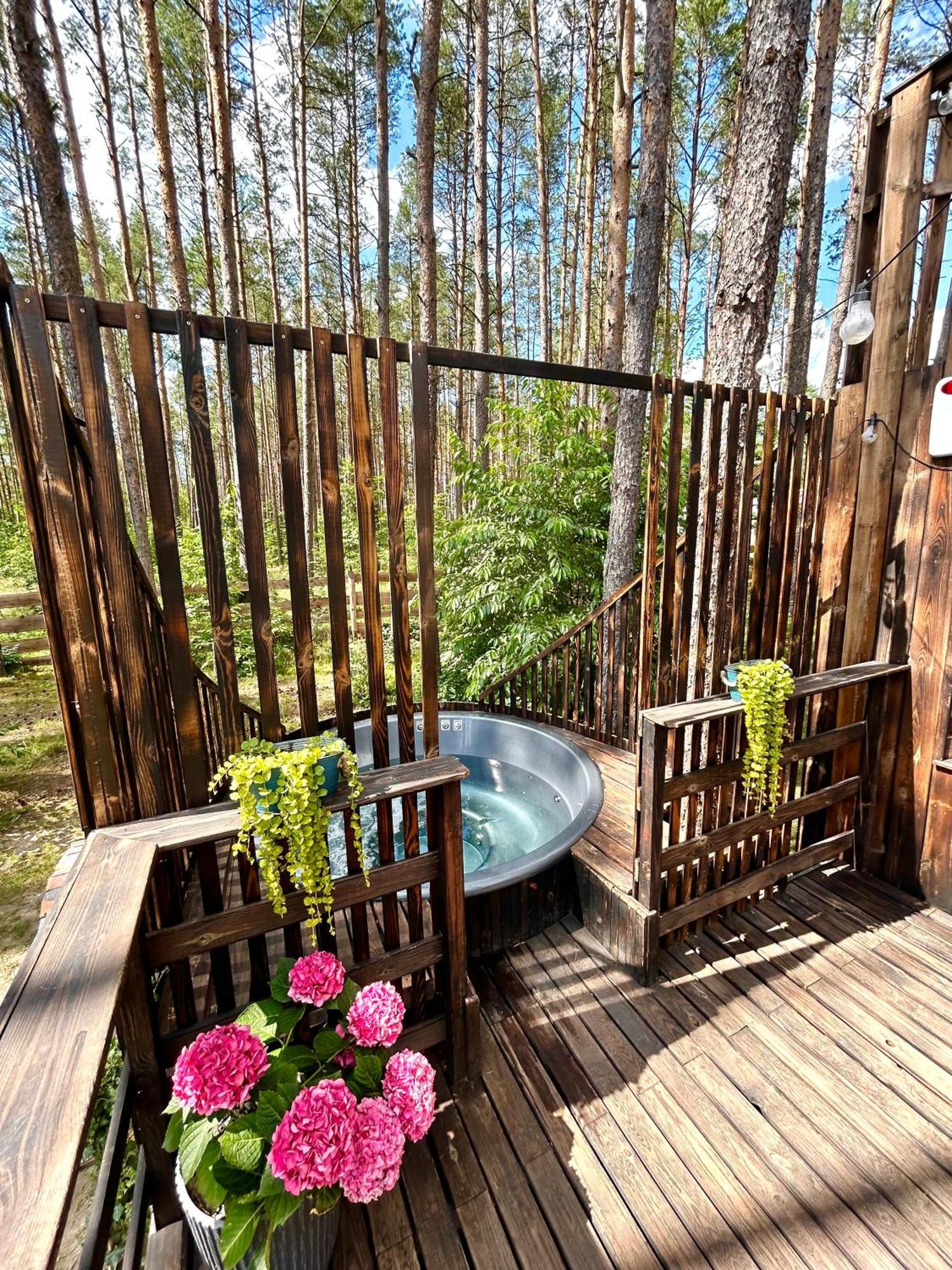 Lesny W Stylu Scandi Z Jacuzzi Nad Jeziorem Kaszuby Будинок відпочинку Grzybowo (Pomerania)