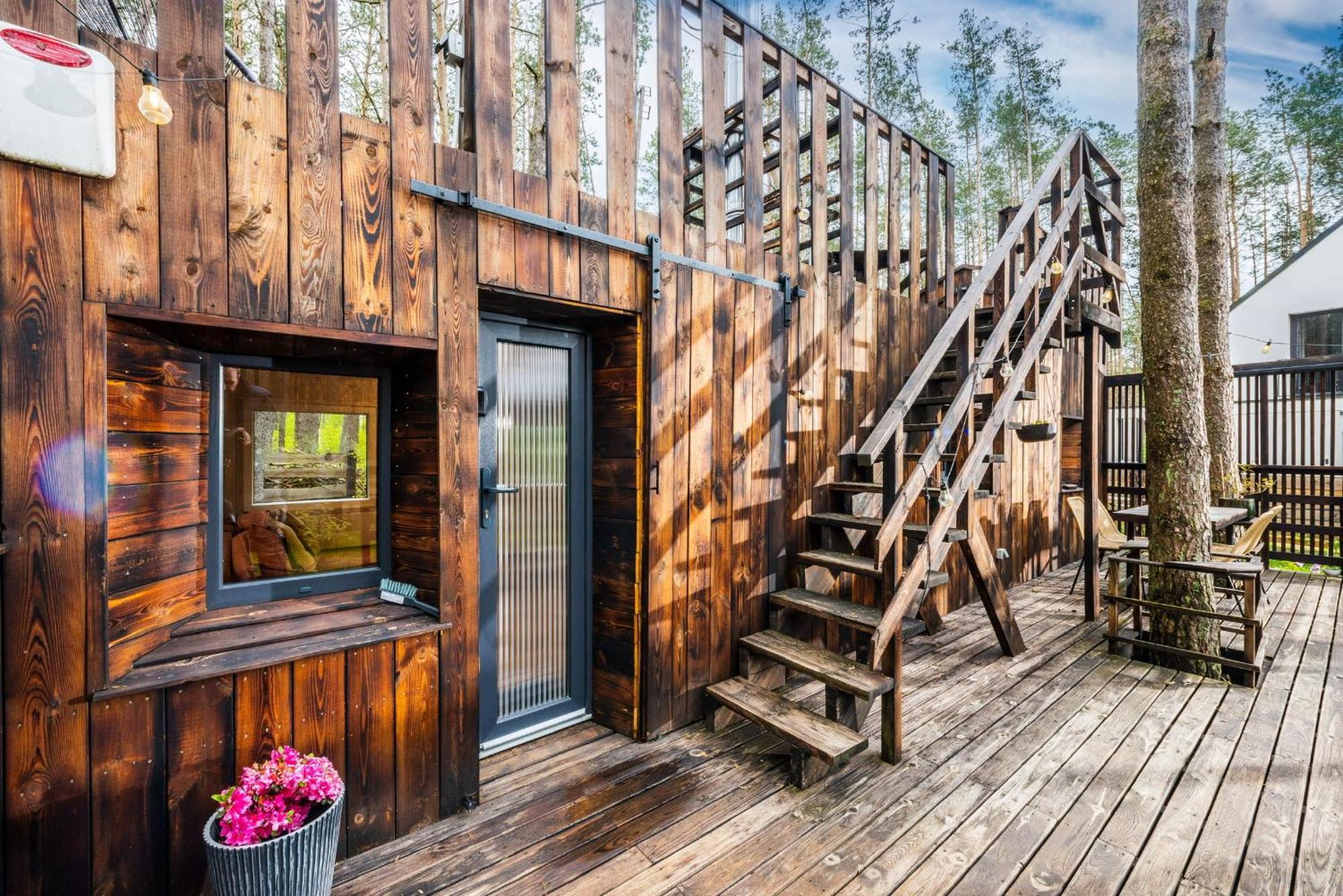 Holiday home Lubiana180 Scandi Wsrod Drzew Jacuzzi Taras Na Dachu Jezioro Kaszuby Pieski Tylko Do 10kg Za Dodatkowa Oplata